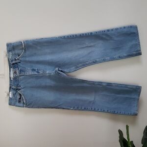 Vintage Lee light wash denim jeans, straight leg, cropped leg, 32 waist